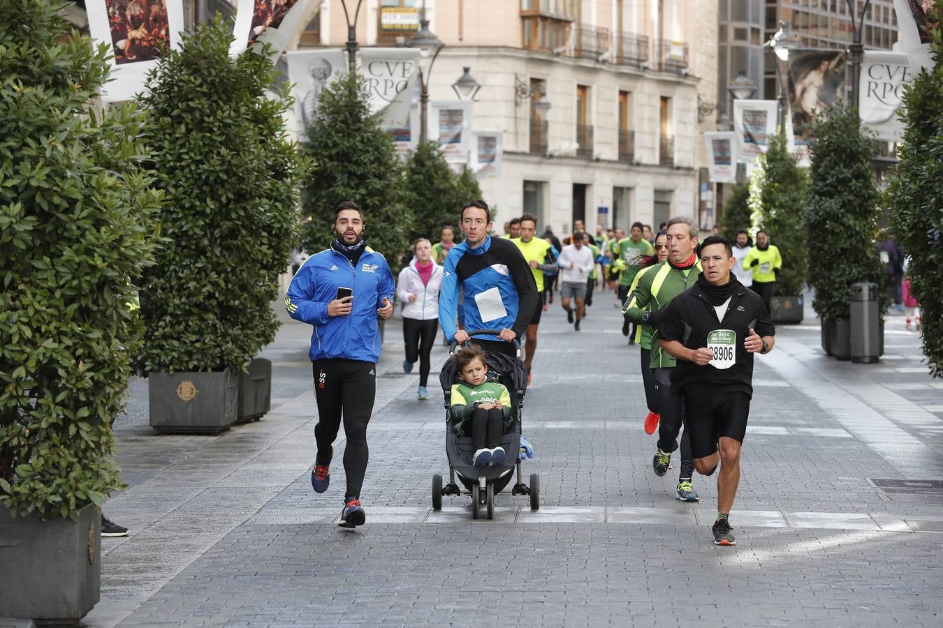 Fotos: Marcha contra el Cáncer en Valladolid (1)