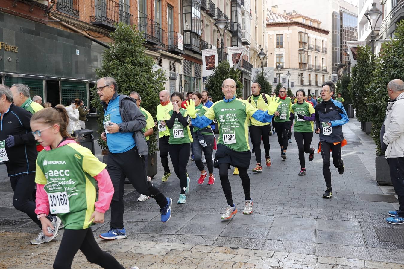 Fotos: Marcha contra el Cáncer en Valladolid (1)