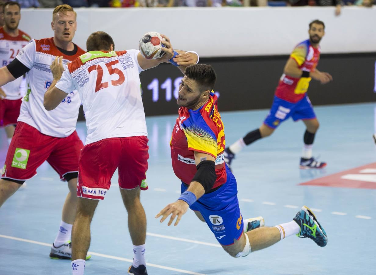 En una gran primera mitad excepcional y después supera el bache para alzarse con una merecida victoria en Huerta del Rey