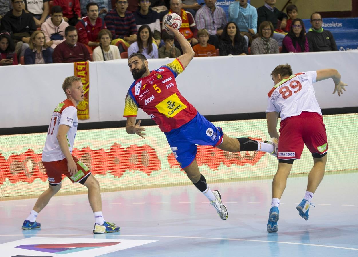 En una gran primera mitad excepcional y después supera el bache para alzarse con una merecida victoria en Huerta del Rey