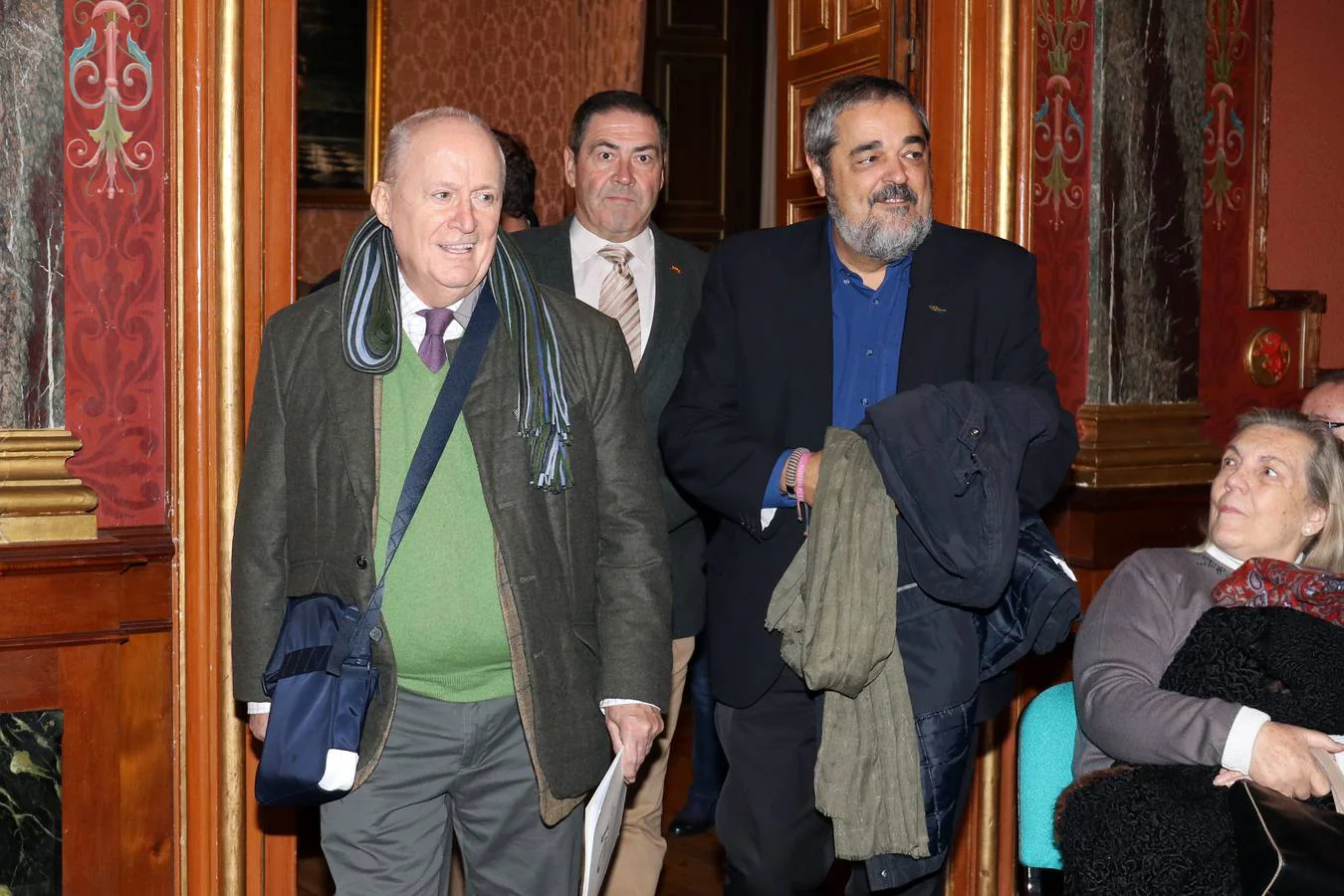 El historiador y jesuita ofreció una conferencia sobre su último libro, 'Viaje al corazón de España' en el Salón del Trono del Palacio Real de Valladolid