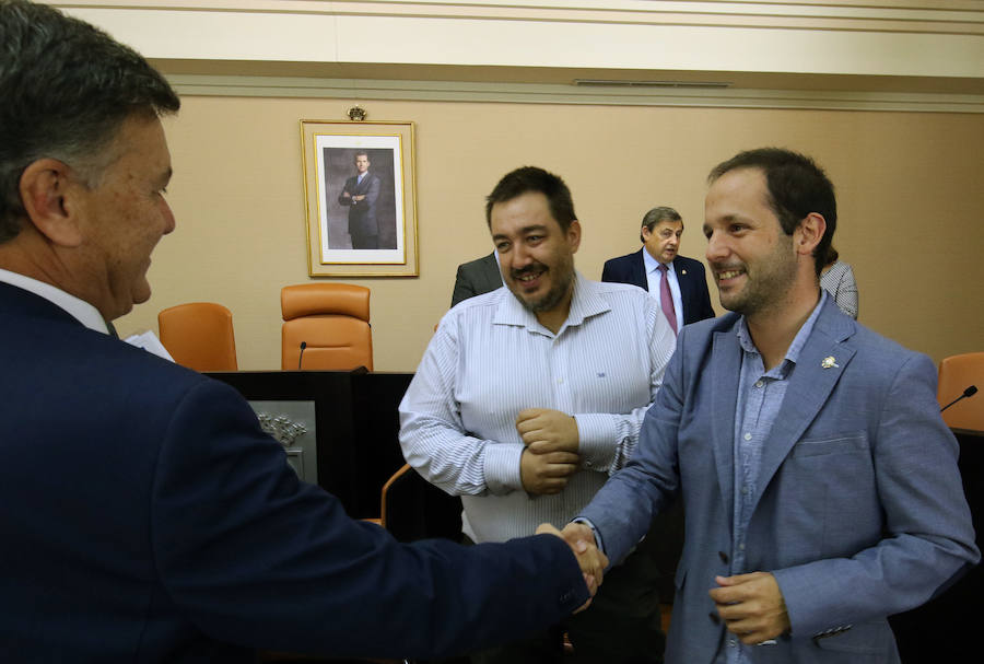 Fotos: Pleno de presupuestos en la Diputación de Segovia