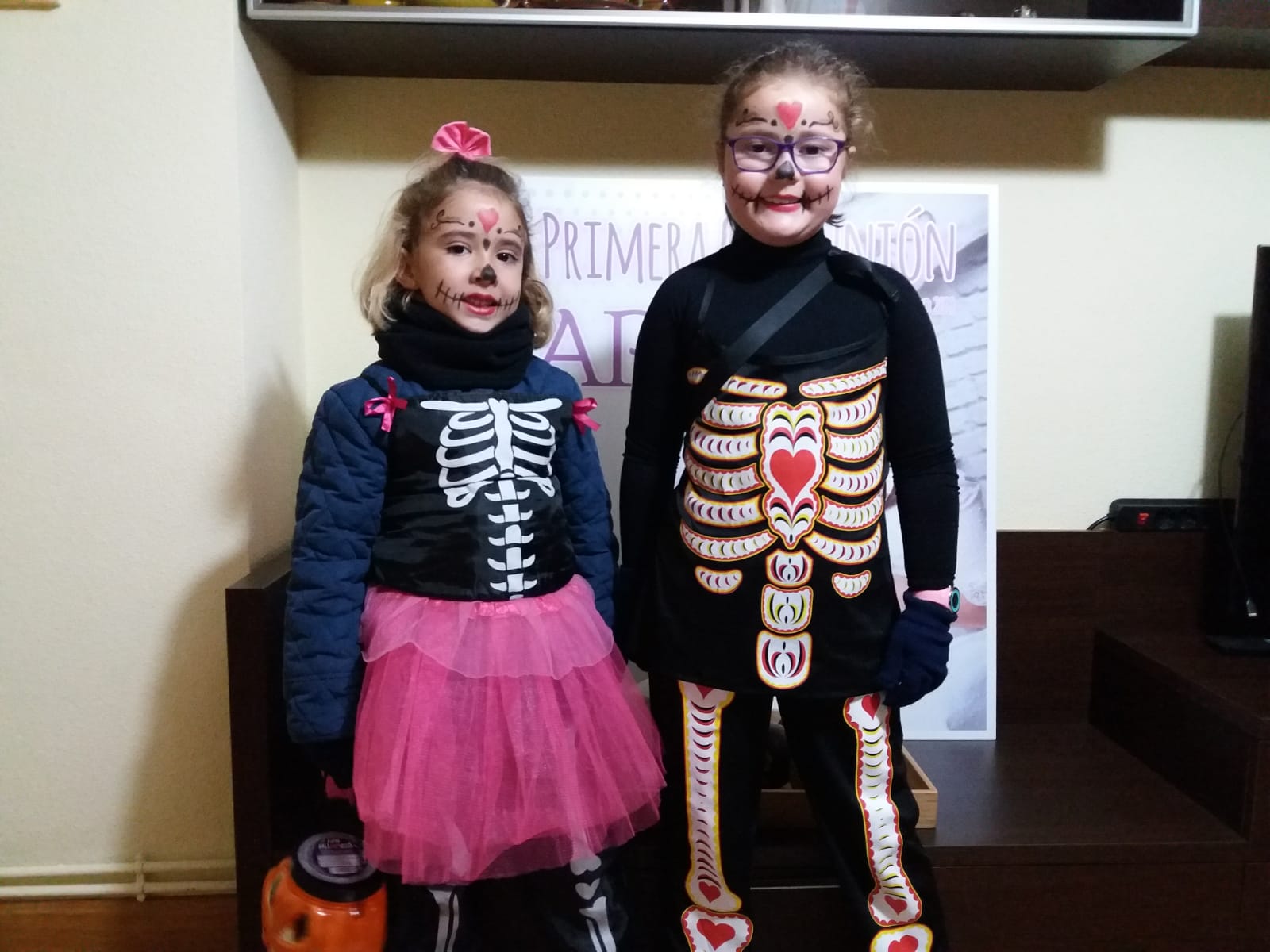 Andrea y Sara desde Aguilar de Campoo.