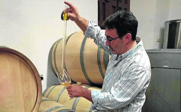 El momento de la elaboración de los vinos. 