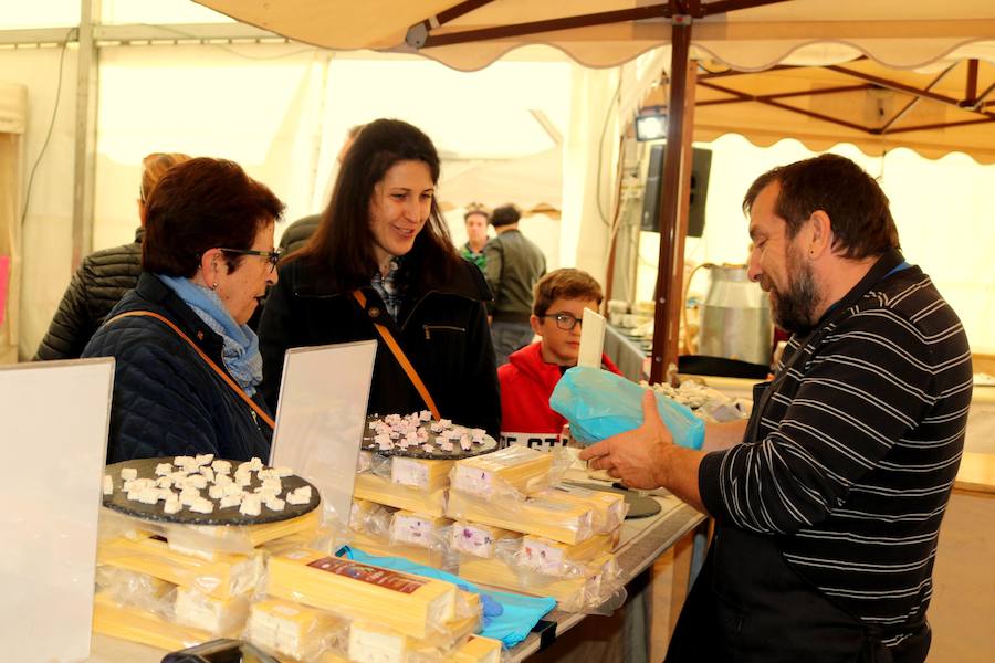 Fotos: Exitosa Feria del Queso y el Vino en Baltanás