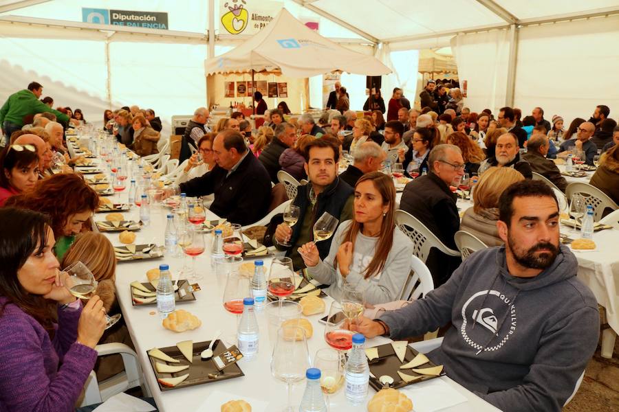 Fotos: Exitosa Feria del Queso y el Vino en Baltanás