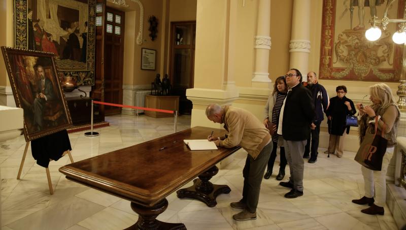 El Ayuntamiento de Valladolid acoge la capilla ardiente por el que fuera su alcalde entre 1979 y 1995