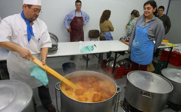 Uno de los botillos populares que se celebran durante el otoño en el Bierzo. 