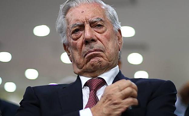 El escritor peruano y premio Nobel de literatura, Mario Vargas Llosa.