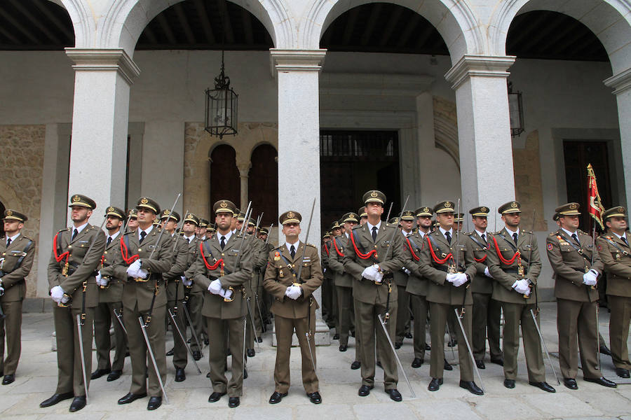 Fotos: Ceremonia de inauguración del curso de la Academia de Artillería