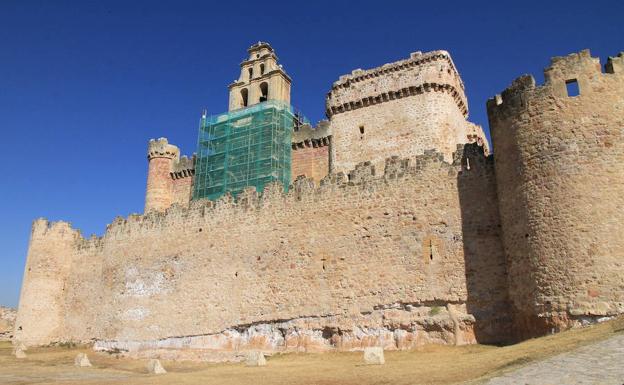 Castillo de Turégano, situado en lo alto de un cerro. Antonio Tanarro