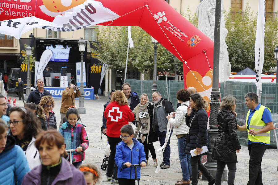 Fotos: Carrera-Marcha de El Norte de Castilla contra la violencia machista ( 2 )