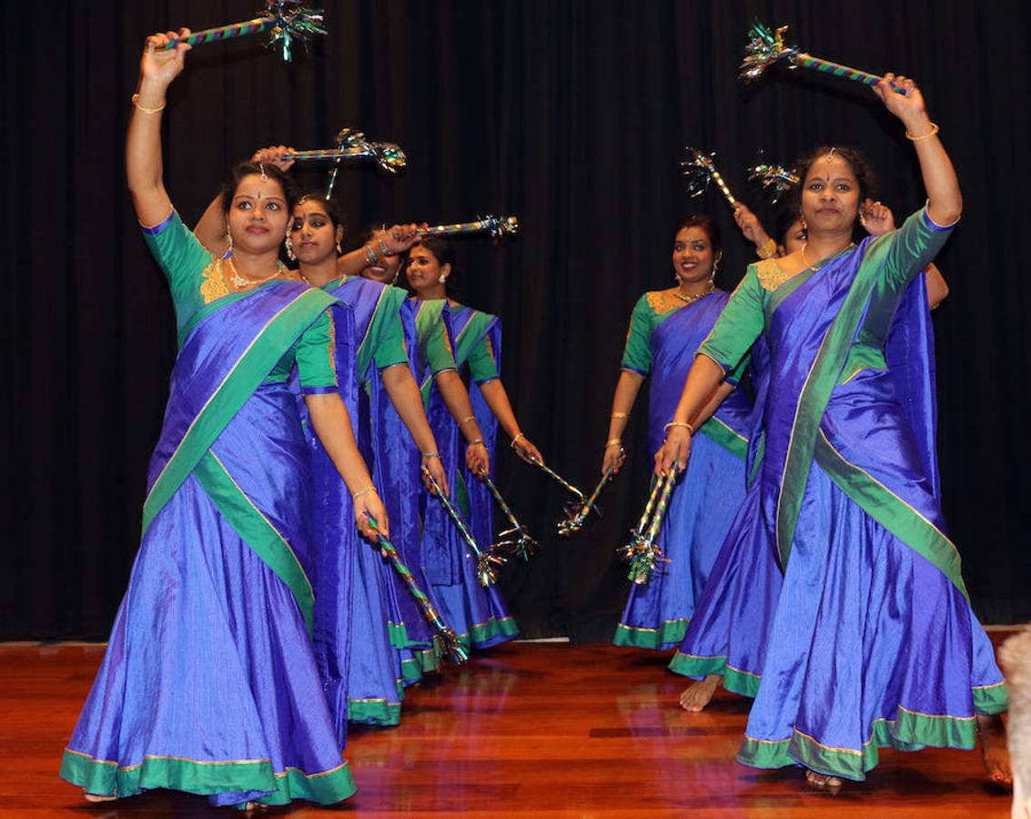 Fotos: La Casa de la India en Valladolid celebra el año nuevo hindú