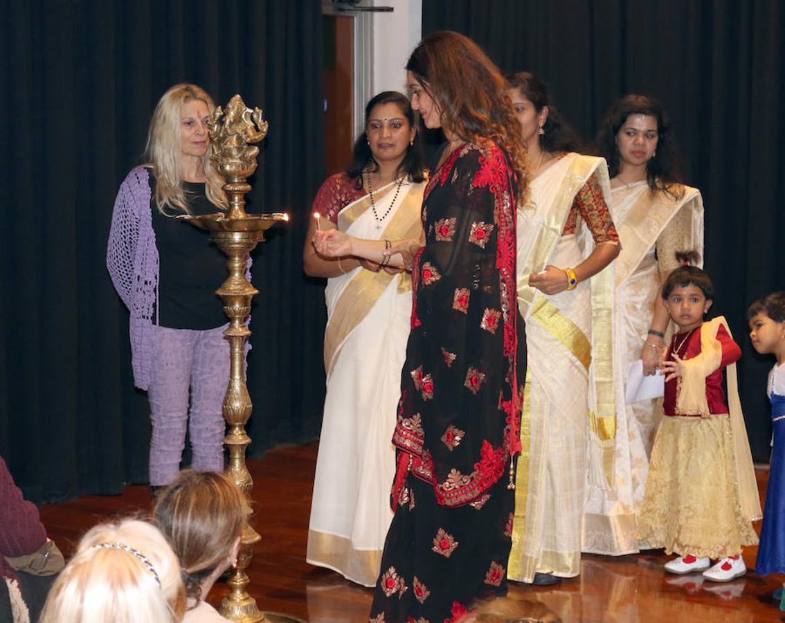 Fotos: La Casa de la India en Valladolid celebra el año nuevo hindú