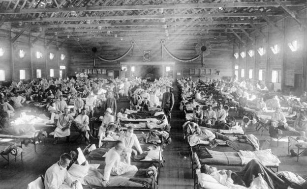 Afectados en una sala de emergencia habilitada en un hospital de Estado Unidos en 1918.