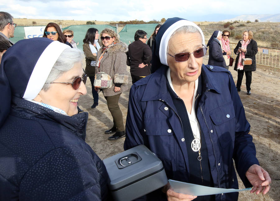 Fotos: Colocación de la primera piedra del colegio de las Madres Concepcionistas en La Lastrilla