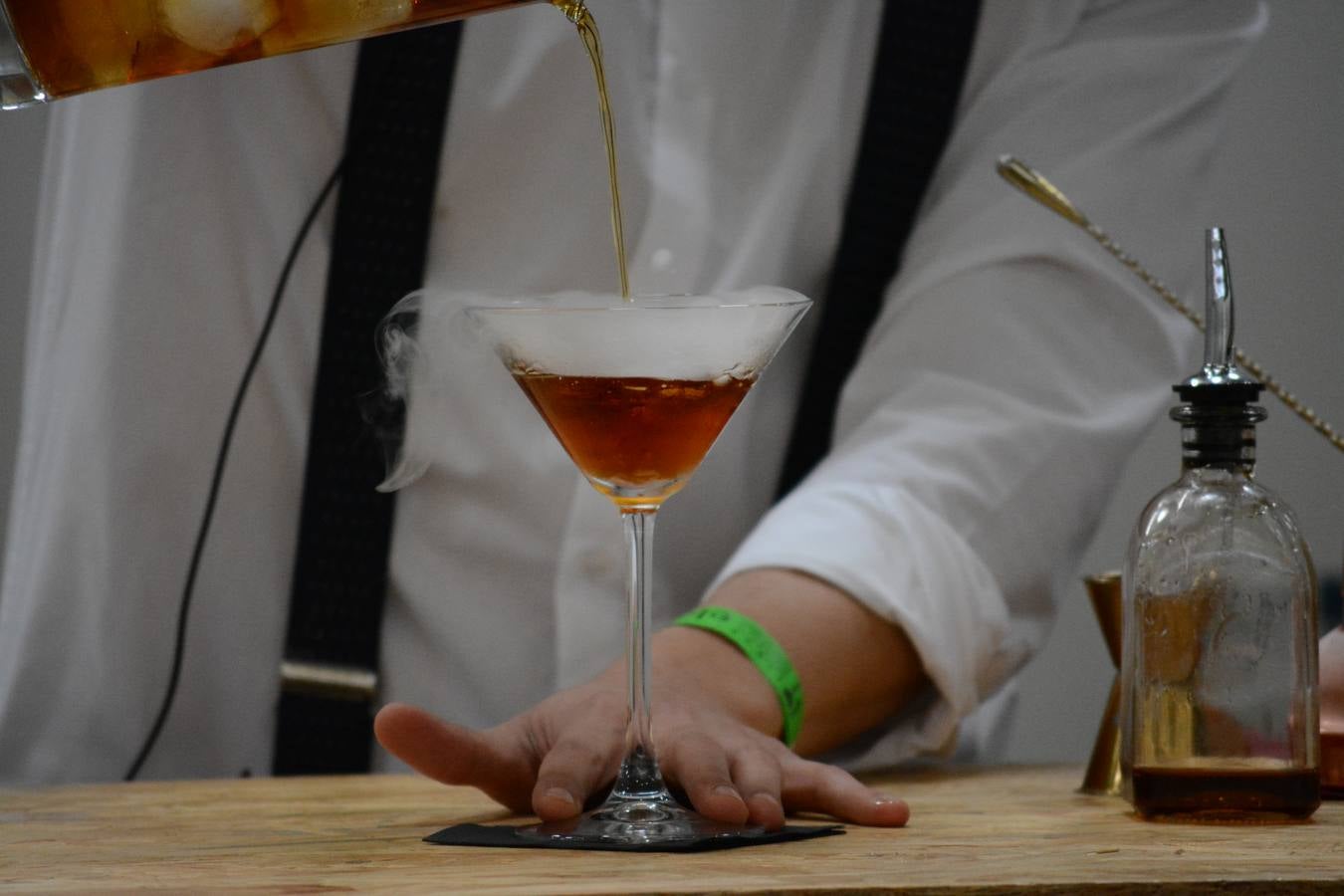 El establecimiento vallisoletano El Niño Perdido ha resultado ganador del primer premio tanto en el concurso provincial de Martinis como en el de Cócteles, mientras que Ambivium, situado en Peñafiel, se ha llevado el de mejor Combinado