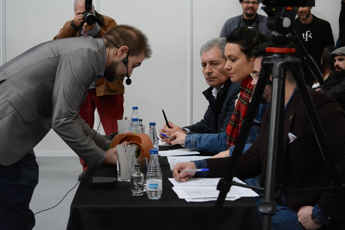 El establecimiento vallisoletano El Niño Perdido ha resultado ganador del primer premio tanto en el concurso provincial de Martinis como en el de Cócteles, mientras que Ambivium, situado en Peñafiel, se ha llevado el de mejor Combinado