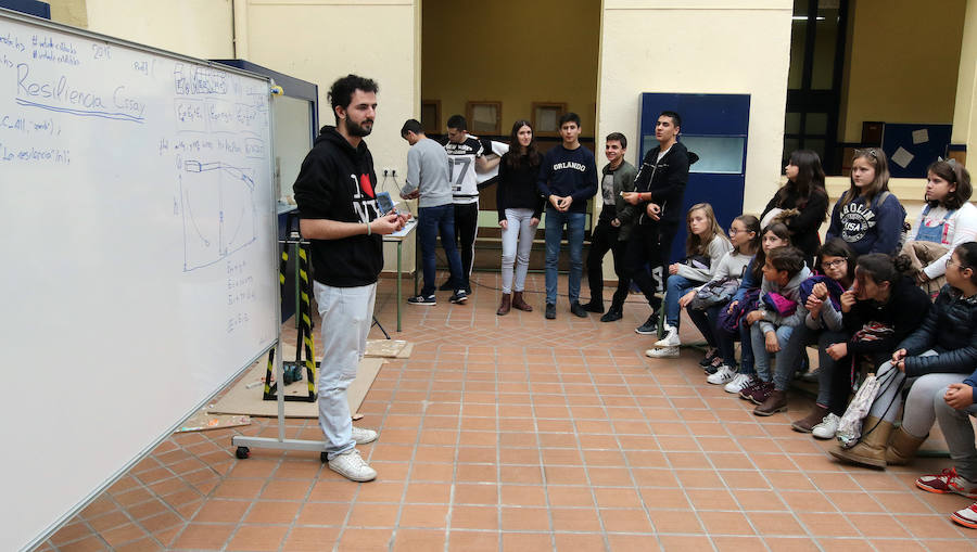 Fotos: Semana de la Ciencia en el IES Mariano Quintanilla