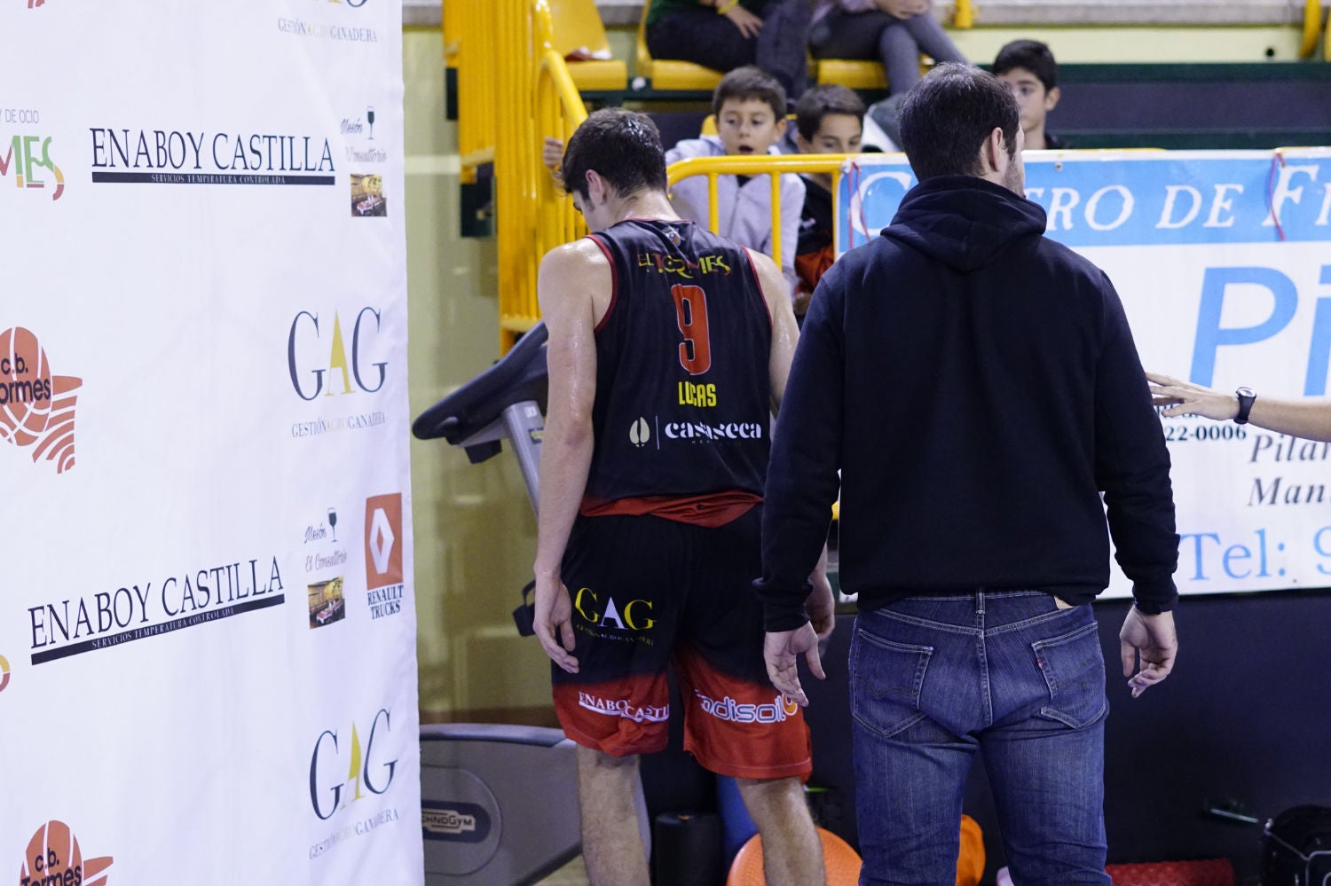 El equipo salmantino logra una gran remontada final para forzar la prórroga y vencer después al líder de la Liga