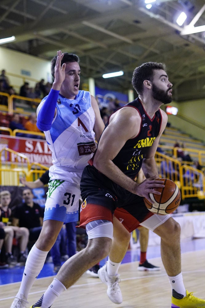 El equipo salmantino logra una gran remontada final para forzar la prórroga y vencer después al líder de la Liga