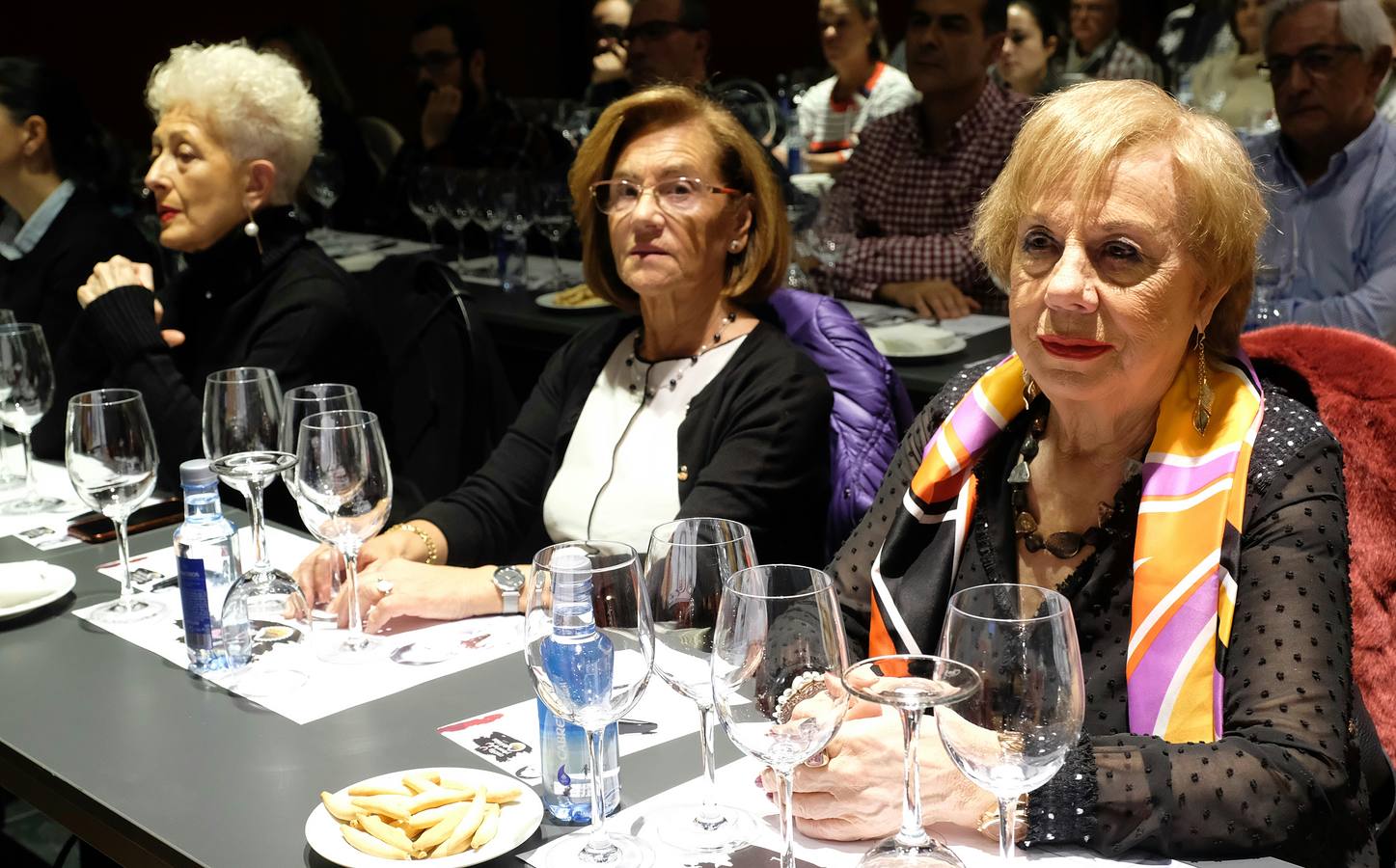 La bodega sorprende a los asistentes con una selección de sus vinos en tinaja de barro