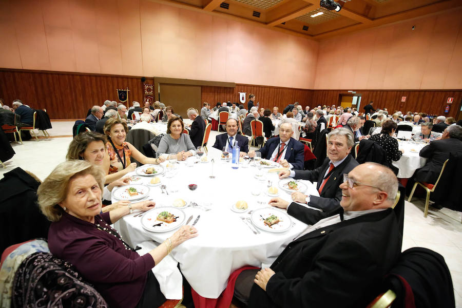 Fotos: Multitudinaria cena de cientos de capistas llegados de toda España en Salamanca