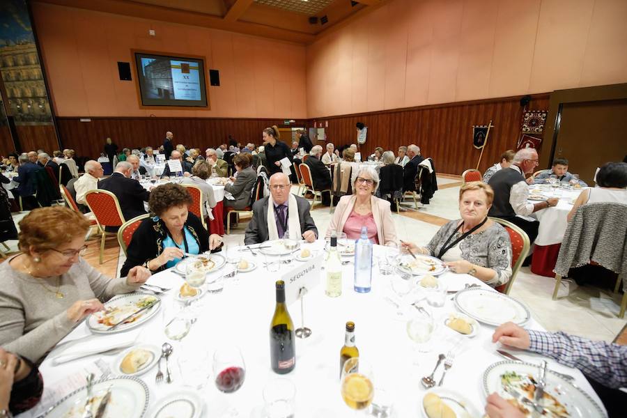 Fotos: Multitudinaria cena de cientos de capistas llegados de toda España en Salamanca