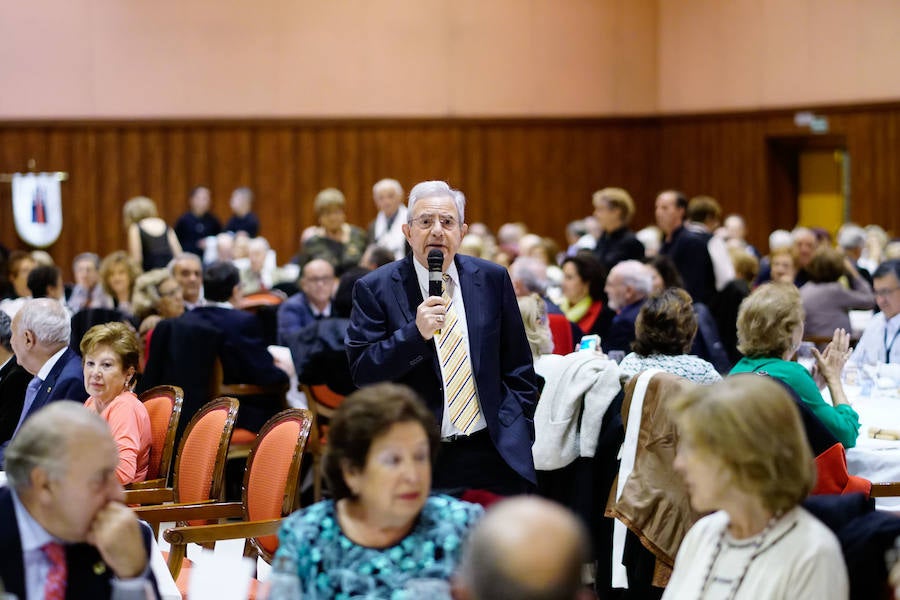 Fotos: Multitudinaria cena de cientos de capistas llegados de toda España en Salamanca