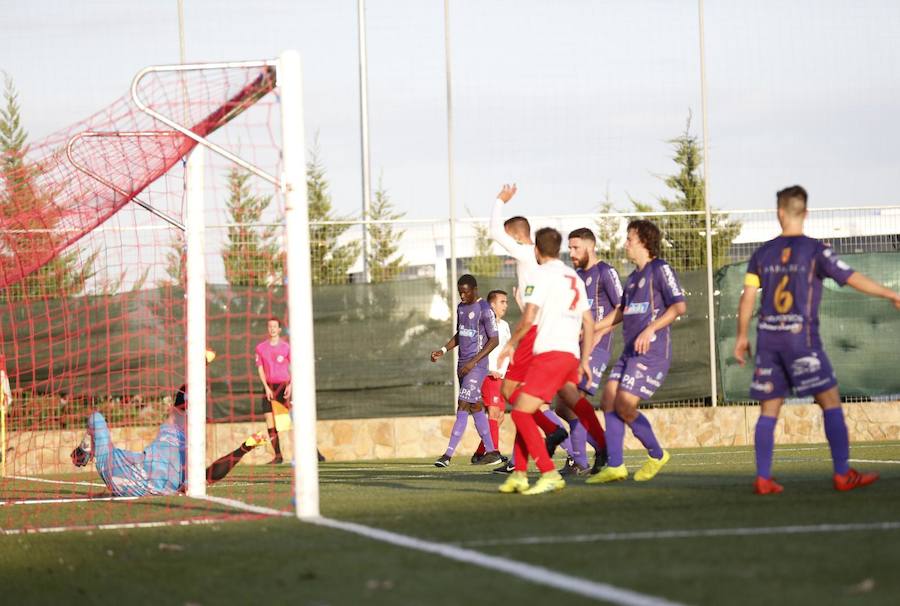 Fotos: Santa Marta cae ante el Palencia Cristo Atlético (1-2)