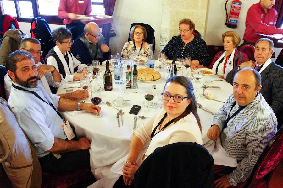 Fotos: Comida y visita de los capitas a La Alberca