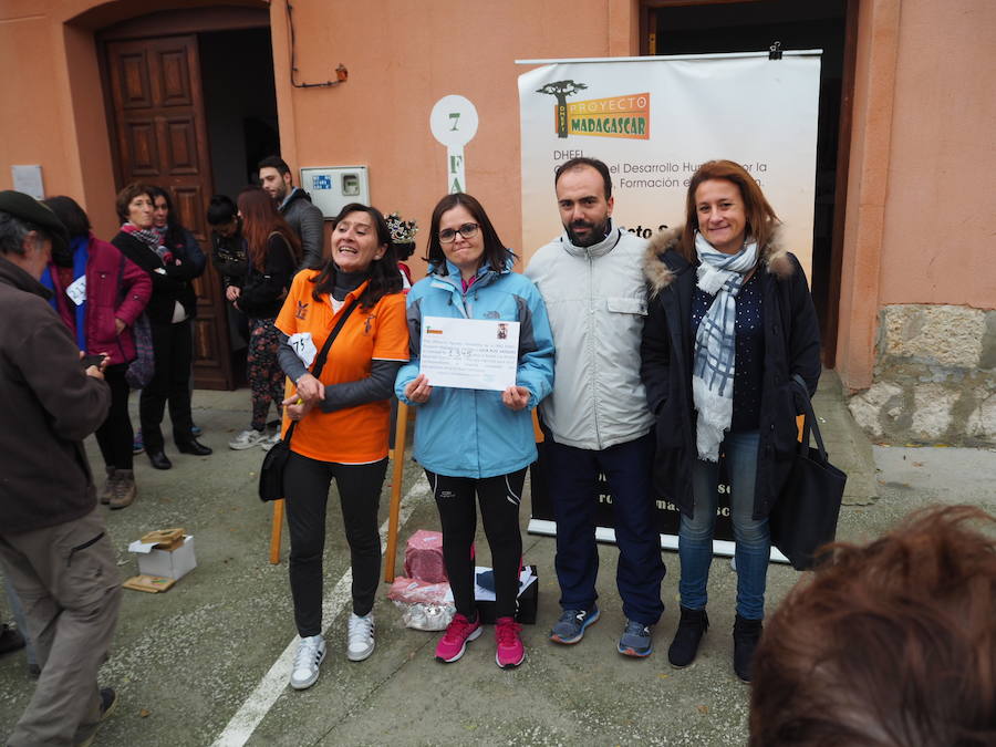 Fotos: Marcha solidaria en Villasexmir para apoyar a la pequeña Julia