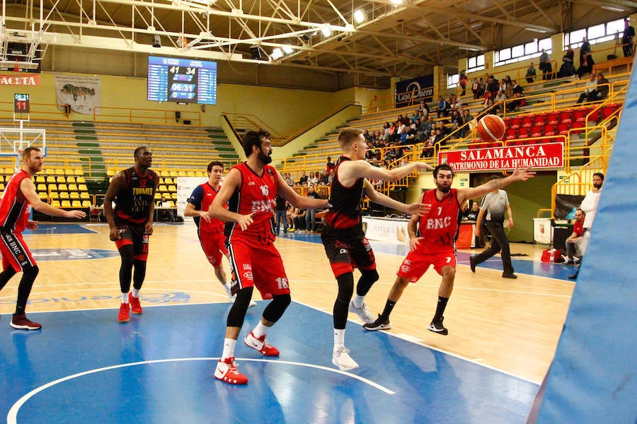Fotos: CB Tormes-Basket Navarra