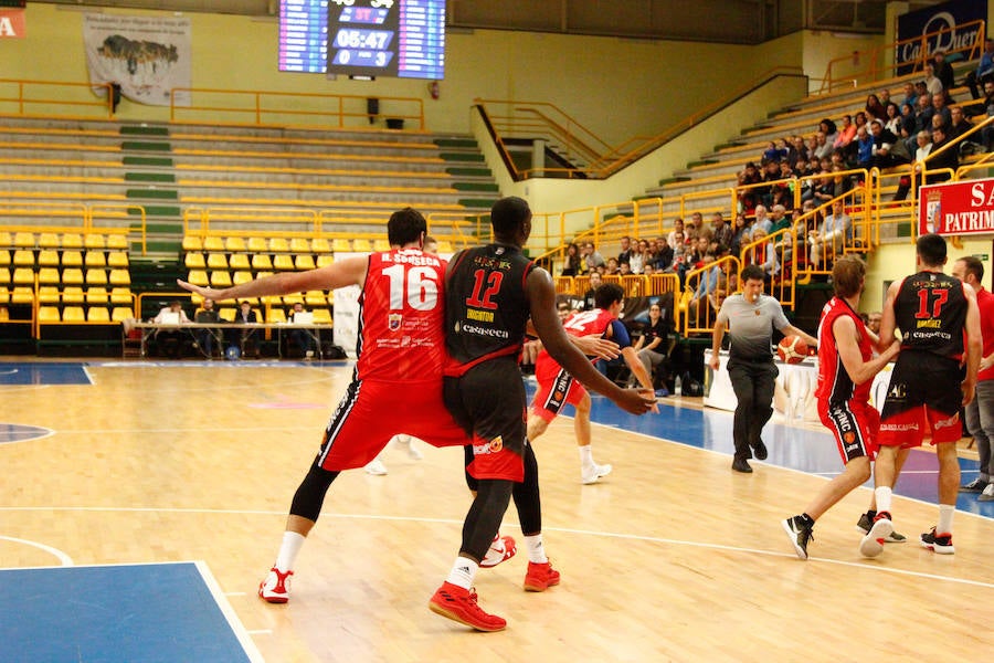 Fotos: CB Tormes-Basket Navarra