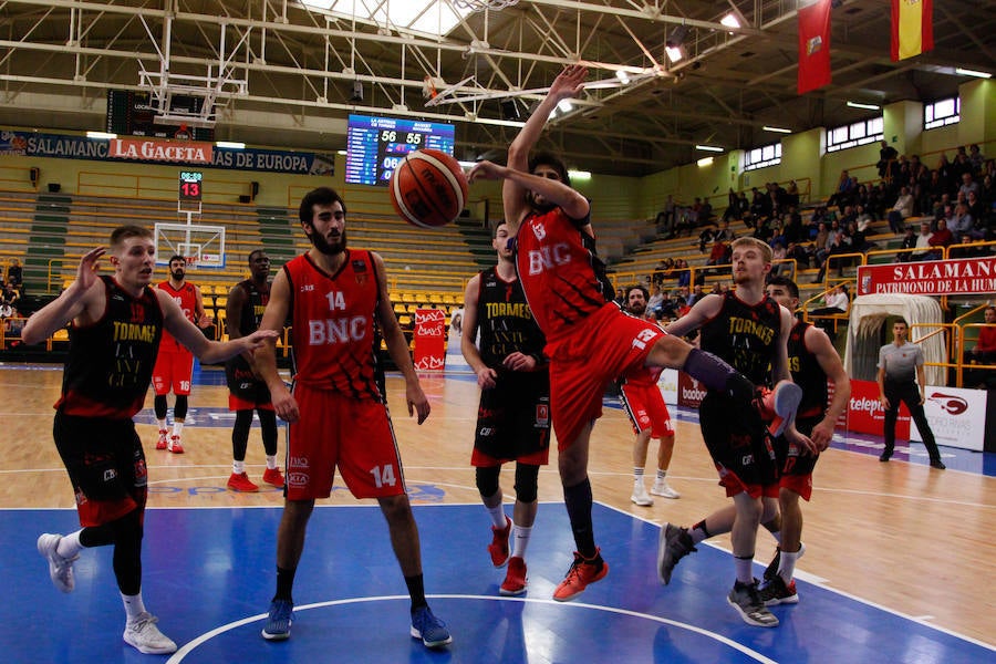 Fotos: CB Tormes-Basket Navarra