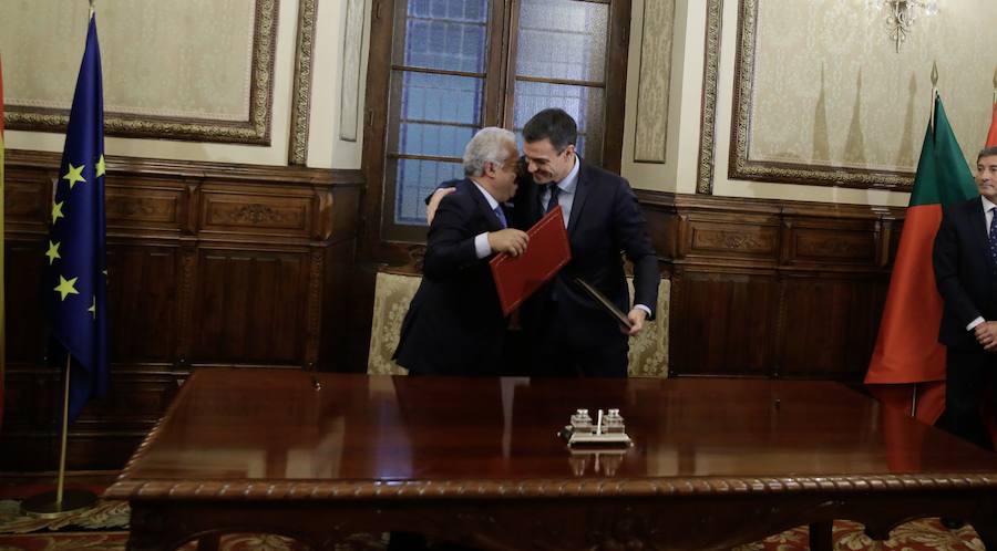 Fotos: Comparecencia de Pedro Sánchez y Antonio Costa tras la Cumbre Hispano-Lusa de Valladolid