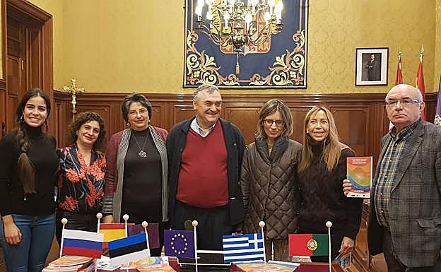 Presentación de la guía, este miércoles en la Diputación.