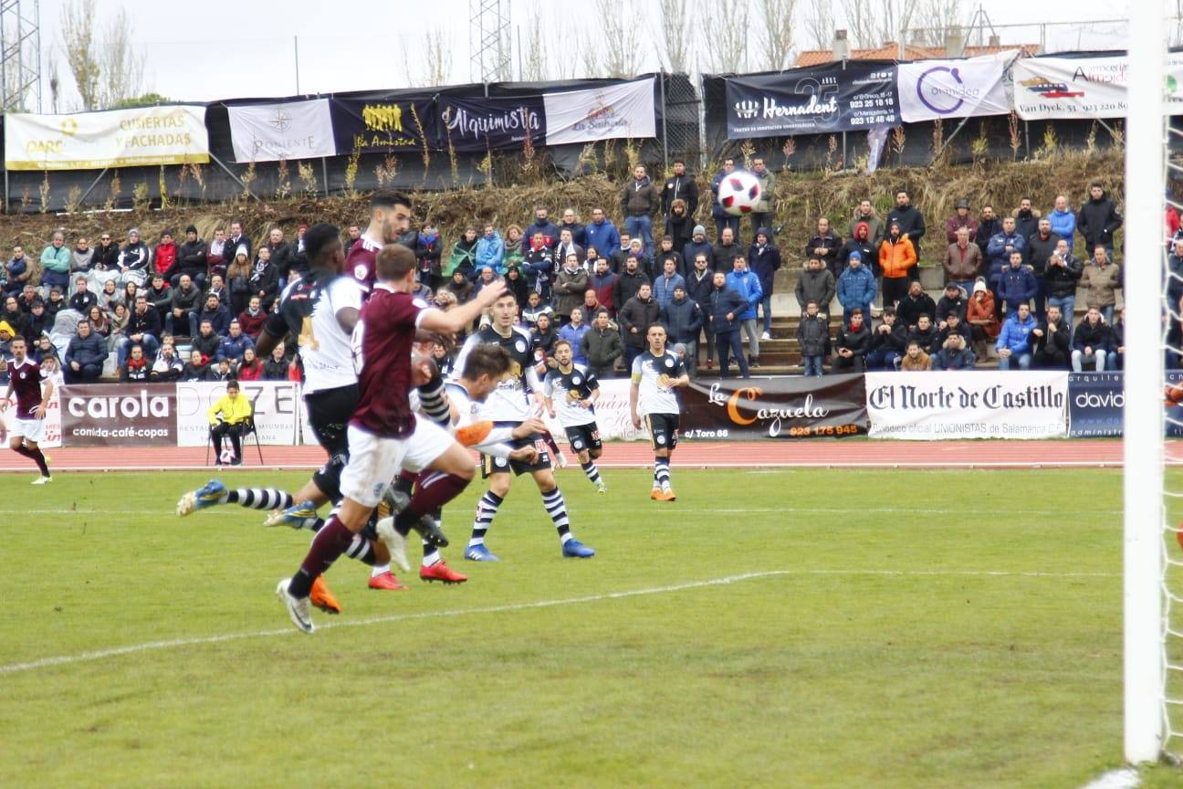 Fotos: Unionistas y Salamanca CF firman tablas en el derbi (1-1)