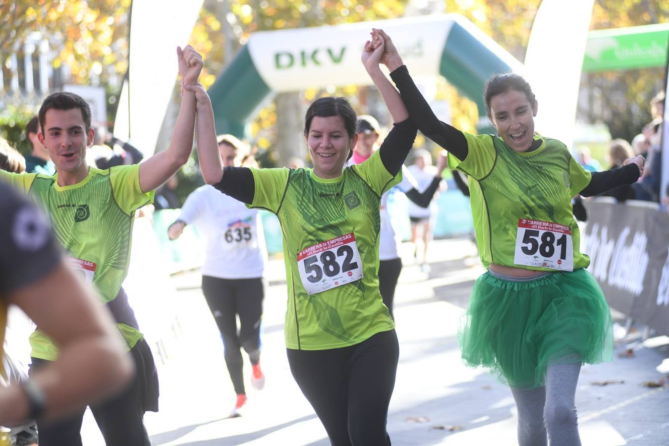 Fotos: III Carrera de Empresas de El Norte de Castilla (2/2)