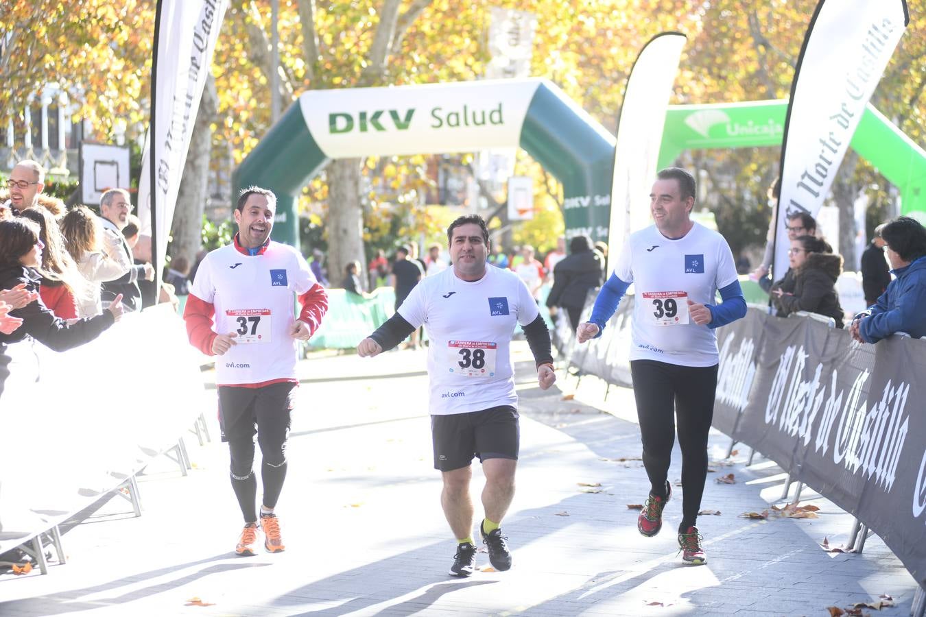 Fotos: III Carrera de Empresas de El Norte de Castilla (2/2)