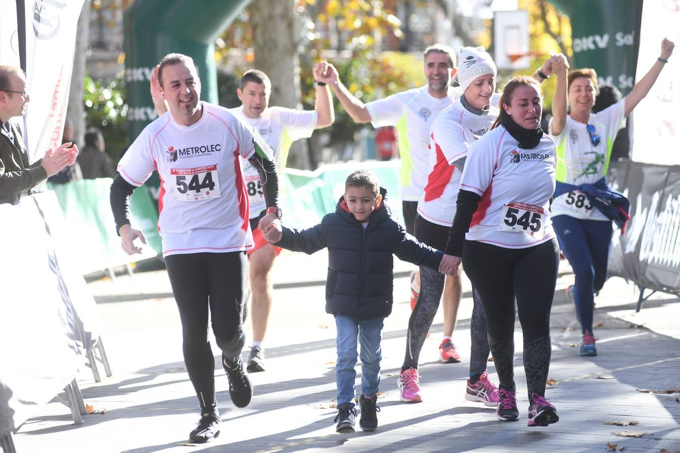 Fotos: III Carrera de Empresas de El Norte de Castilla (2/2)