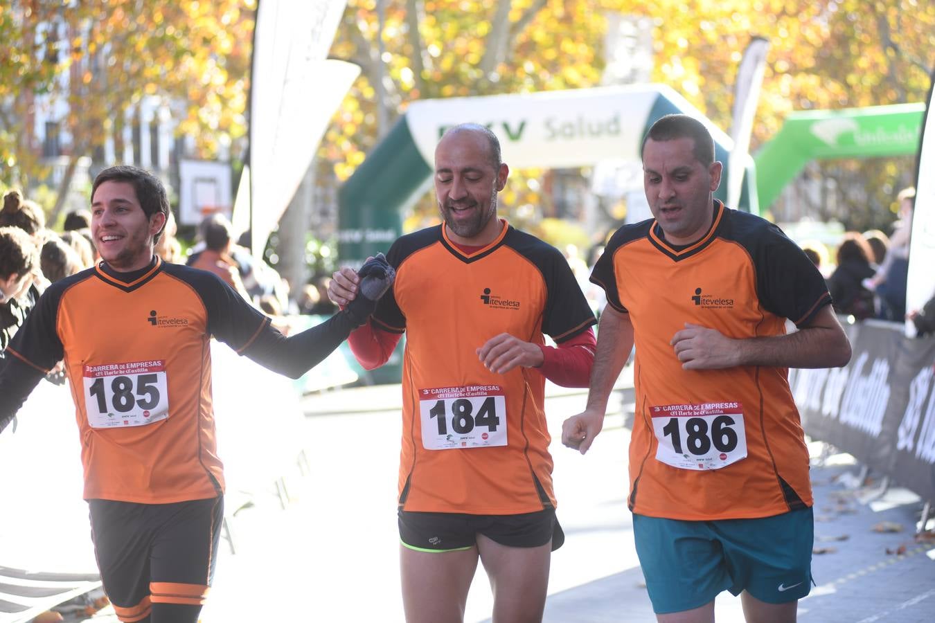 Fotos: III Carrera de Empresas de El Norte de Castilla (1/2)