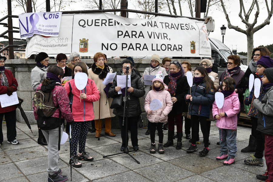 Fotos: Actos contra la violencia de género en El Espinar