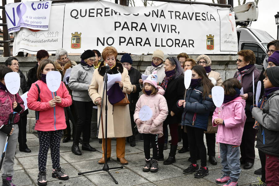 Fotos: Actos contra la violencia de género en El Espinar