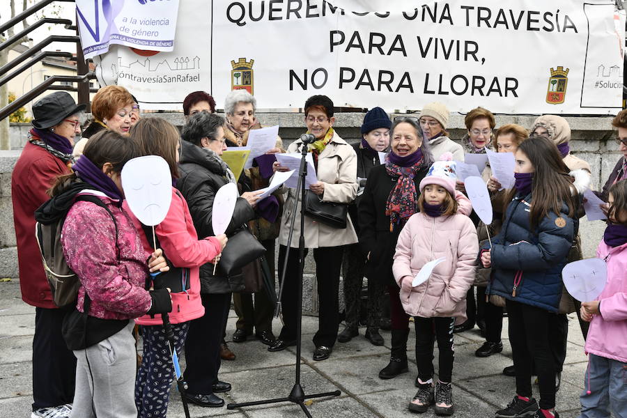 Fotos: Actos contra la violencia de género en El Espinar