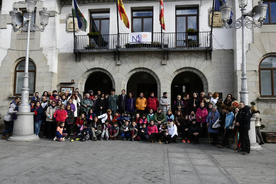 Fotos: Actos contra la violencia de género en El Espinar