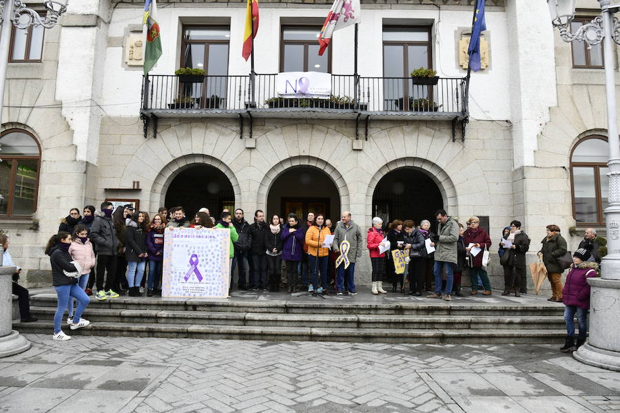 Fotos: Actos contra la violencia de género en El Espinar