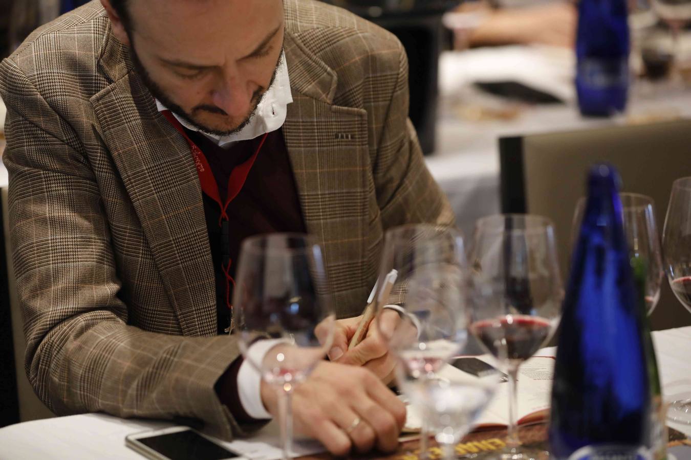 300 profesionales del sector del vino van a tener la oportunidad de probar en exclusividad 43 vinos de la Ribera del Duero que en breve saldrán al mercado