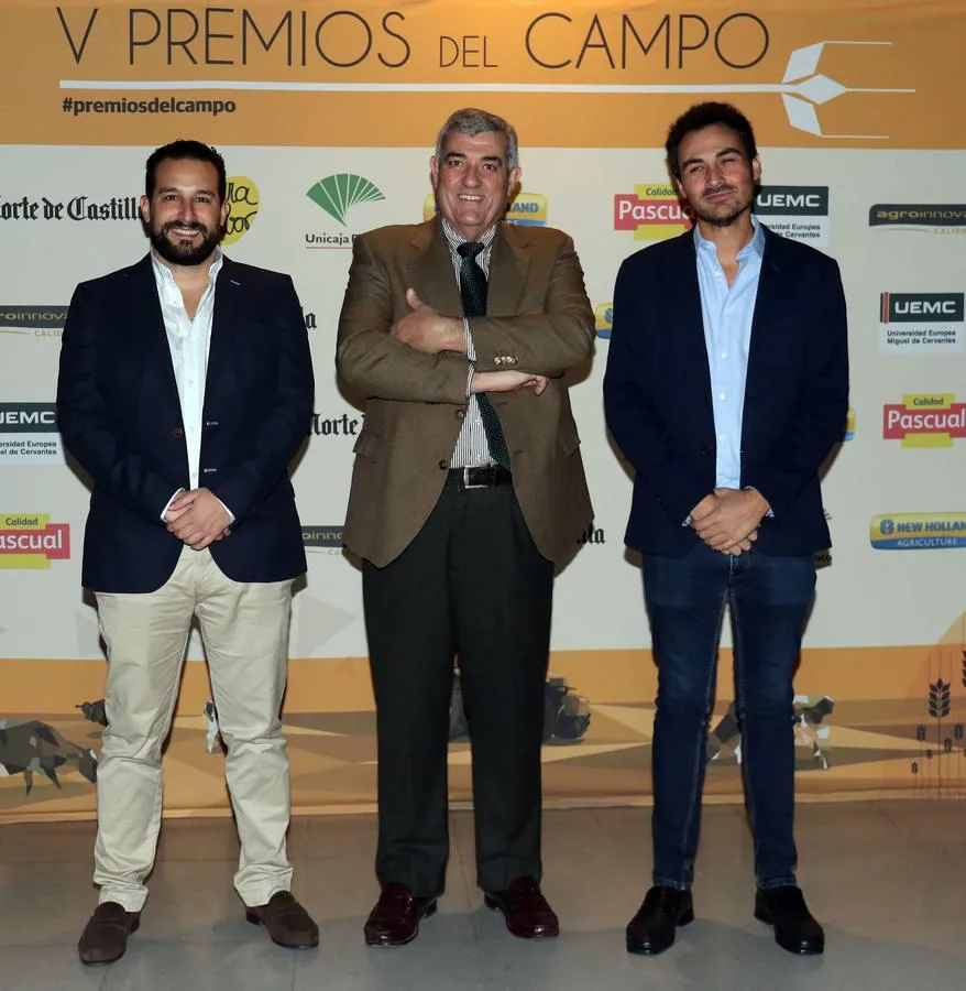 De Calidad Pascual, patrocinador de los V Premios del Campo, asistieron Pablo Redondo, Joaquín Lorenzo y Juanjo López (Compras Agro).