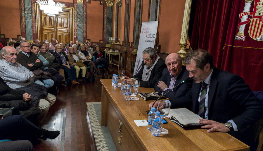 Fotos: Aula de Cultura con Peridis